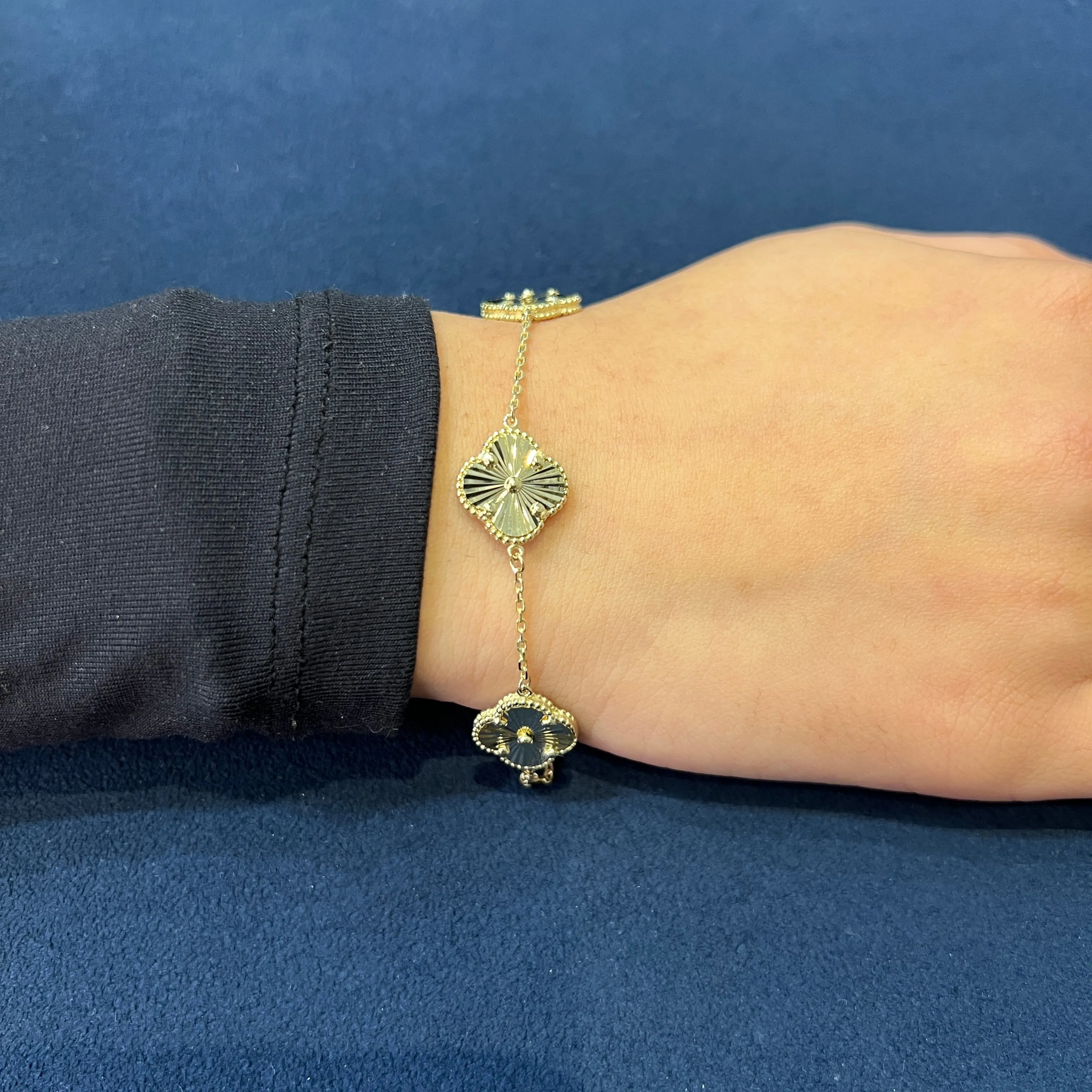 10K Yellow Gold (14mm) Designer Clover Bracelet