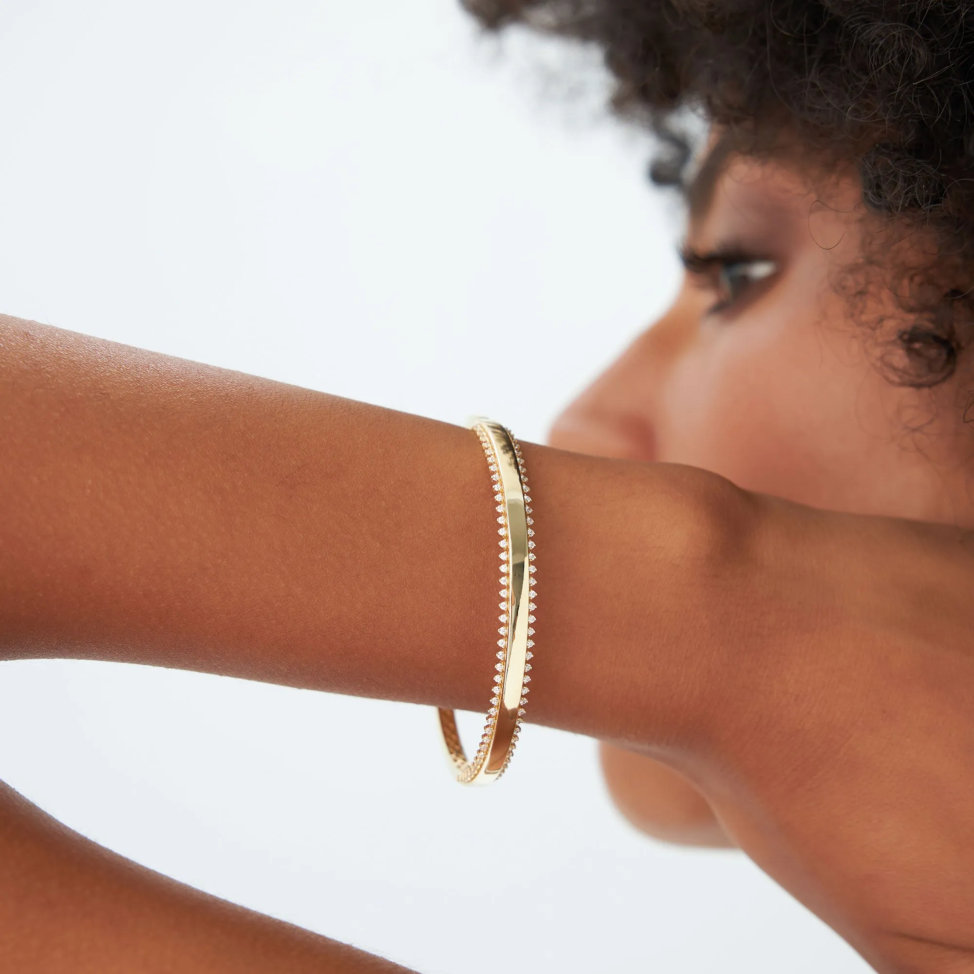 14k 0.85 Ctw Statement Diamond Bangle Bracelet
