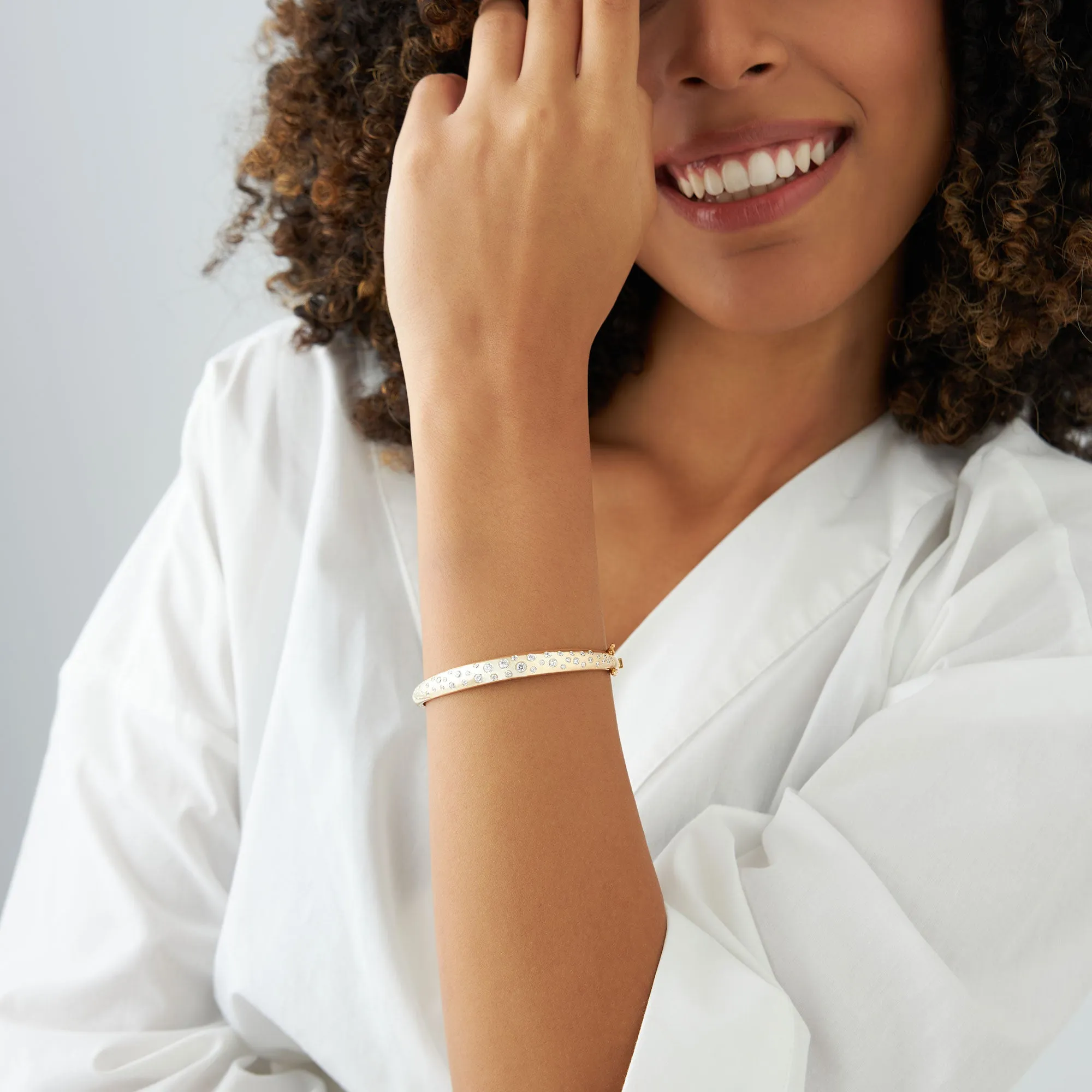 14k 1.20ctw Dome Floating Diamond Bangle Bracelet