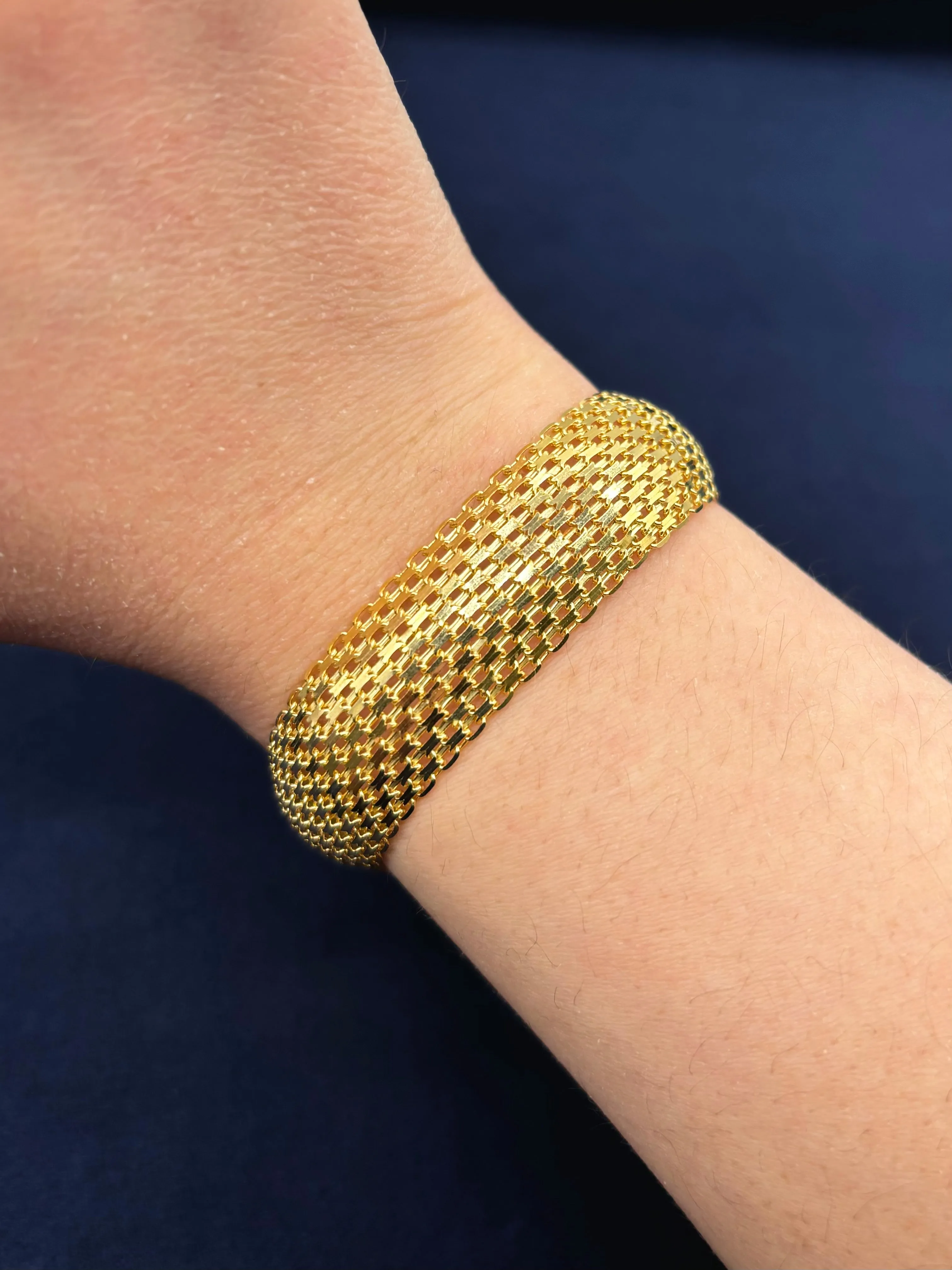 14k Gold Textured Bracelet