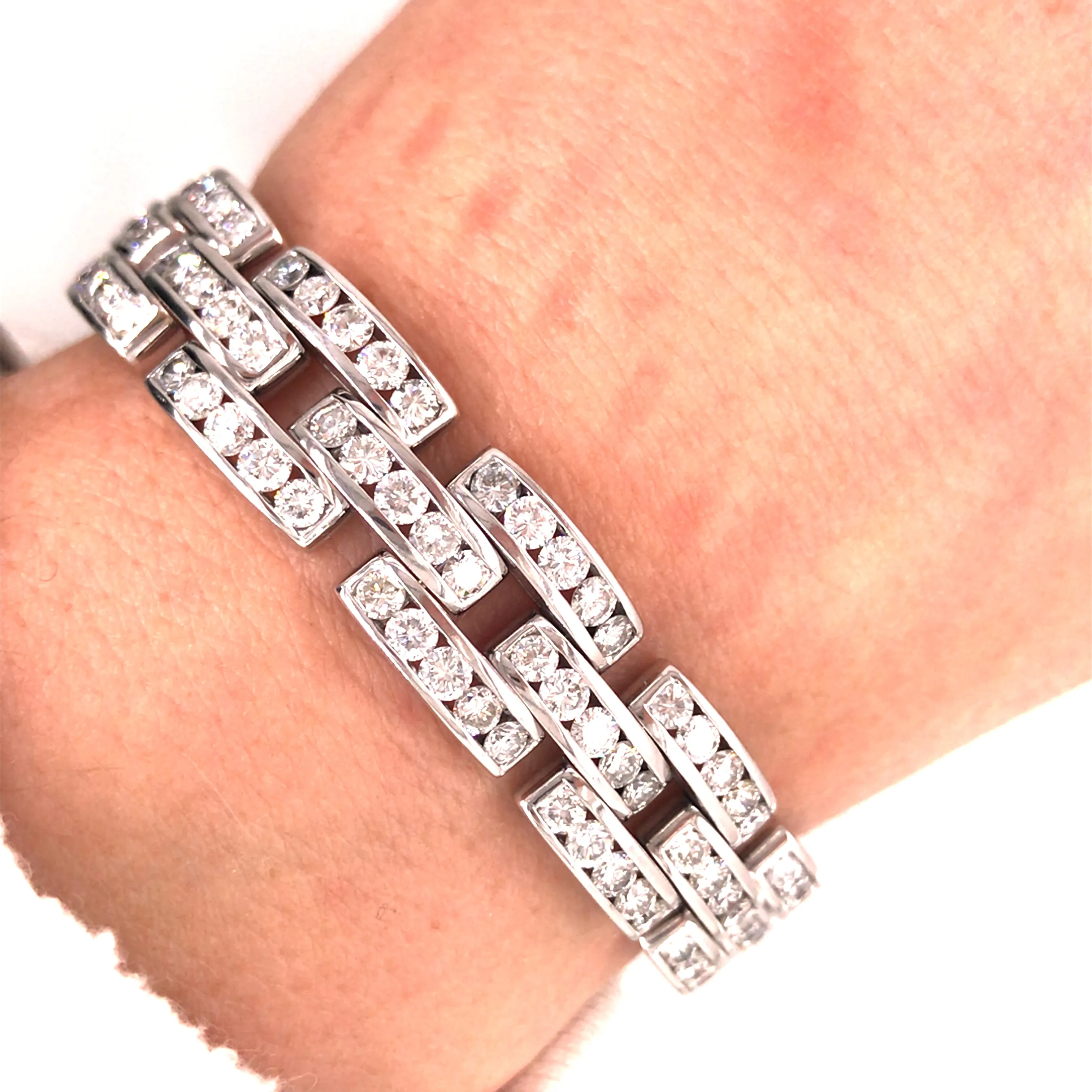 18K Diamond Link Bracelet White Gold