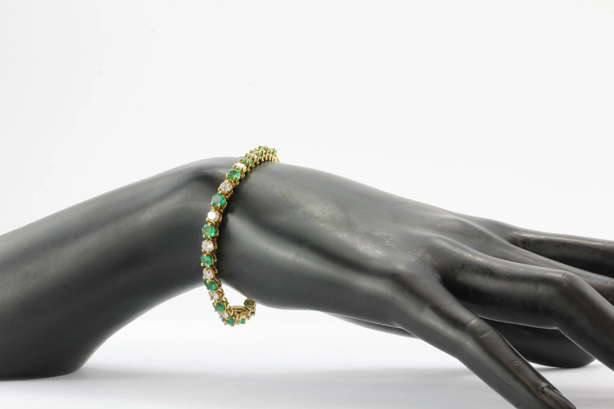 18K Gold Emerald Diamond Tennis Bracelet 7.25 Carats Total