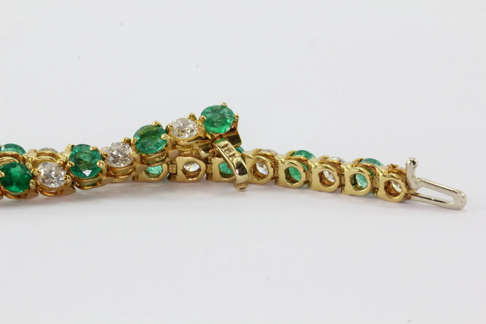 18K Gold Emerald Diamond Tennis Bracelet 7.25 Carats Total