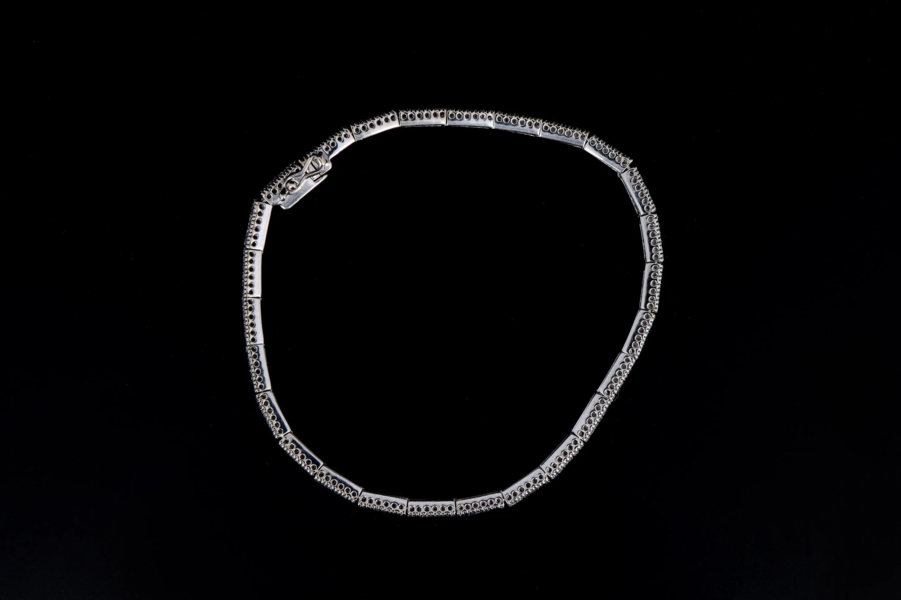 18K White Gold Natural Sapphire & Diamond Line Bracelet