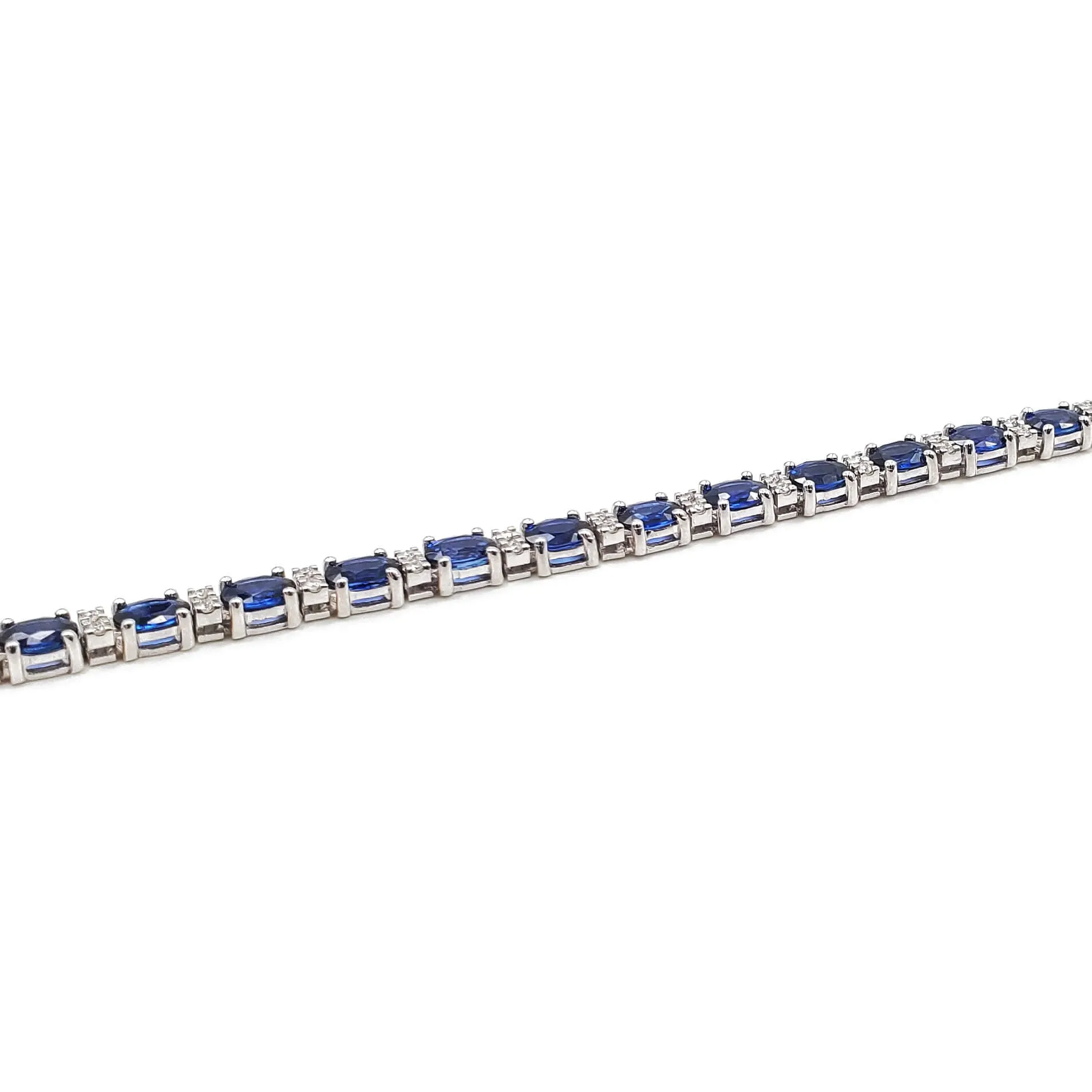18K White Gold Sapphire and Diamond Ladies Tennis Bracelet