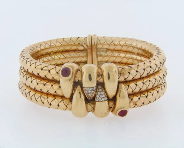 18K-YG RUBY AND DIAMOND BANGLE BRACELET