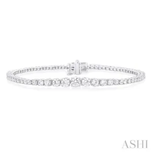3 ctw Graduated Round Cut Diamond Tennis Bracelet in 14K White Gold