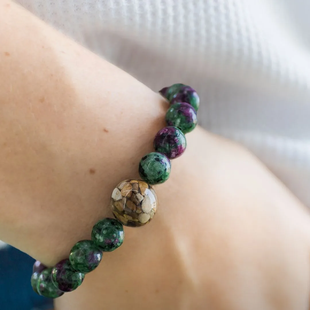 Alabama Stones   Ruby in Zoisite