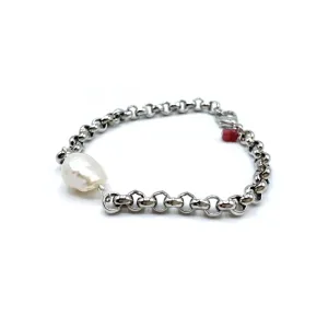 Ann Baroque Pearl Bracelet in Silver