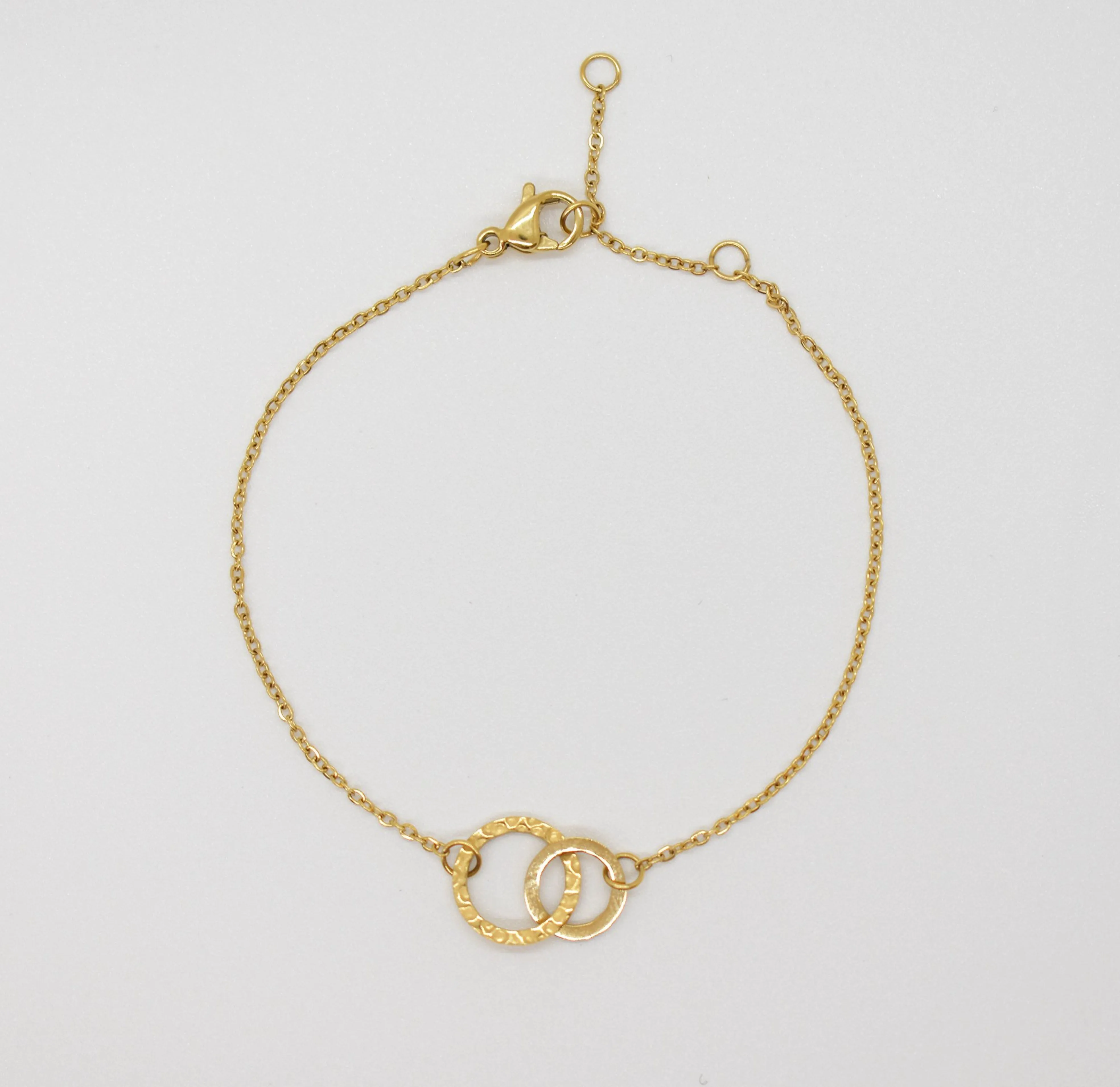 ANTONIA DAINTY GOLD UNITY BRACELET