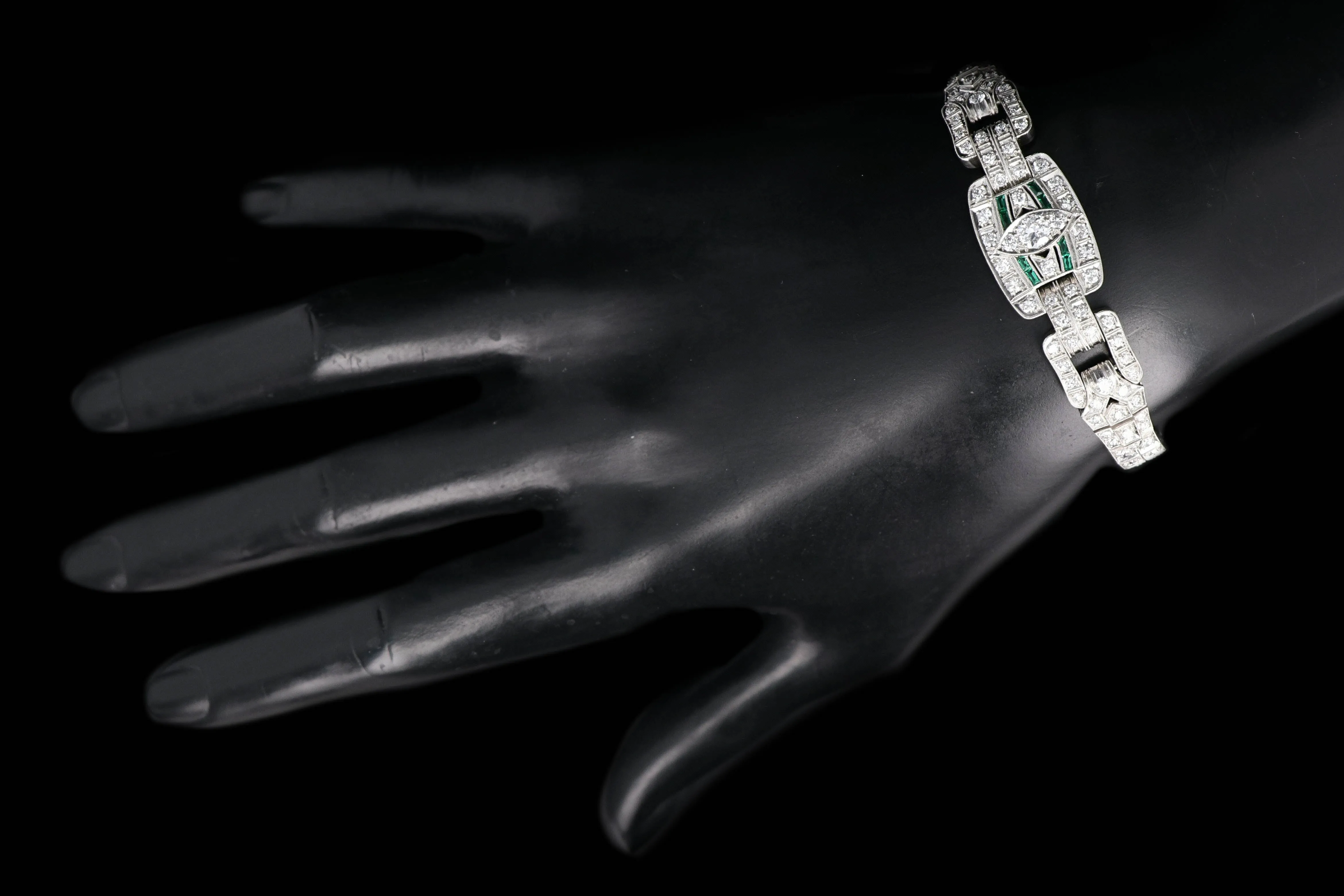 Art Deco Platinum 5 Carat Old European Cut Diamond & Emerald Bracelet
