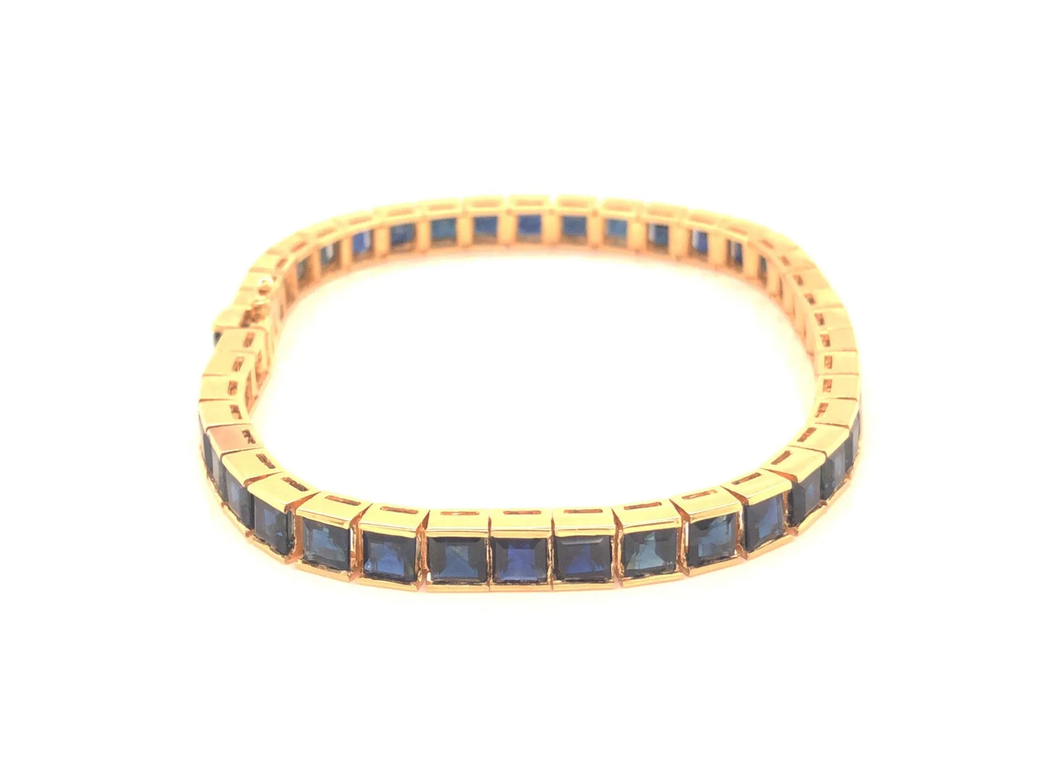 Blue Sapphire Tennis Bracelet in 14k Yellow Gold