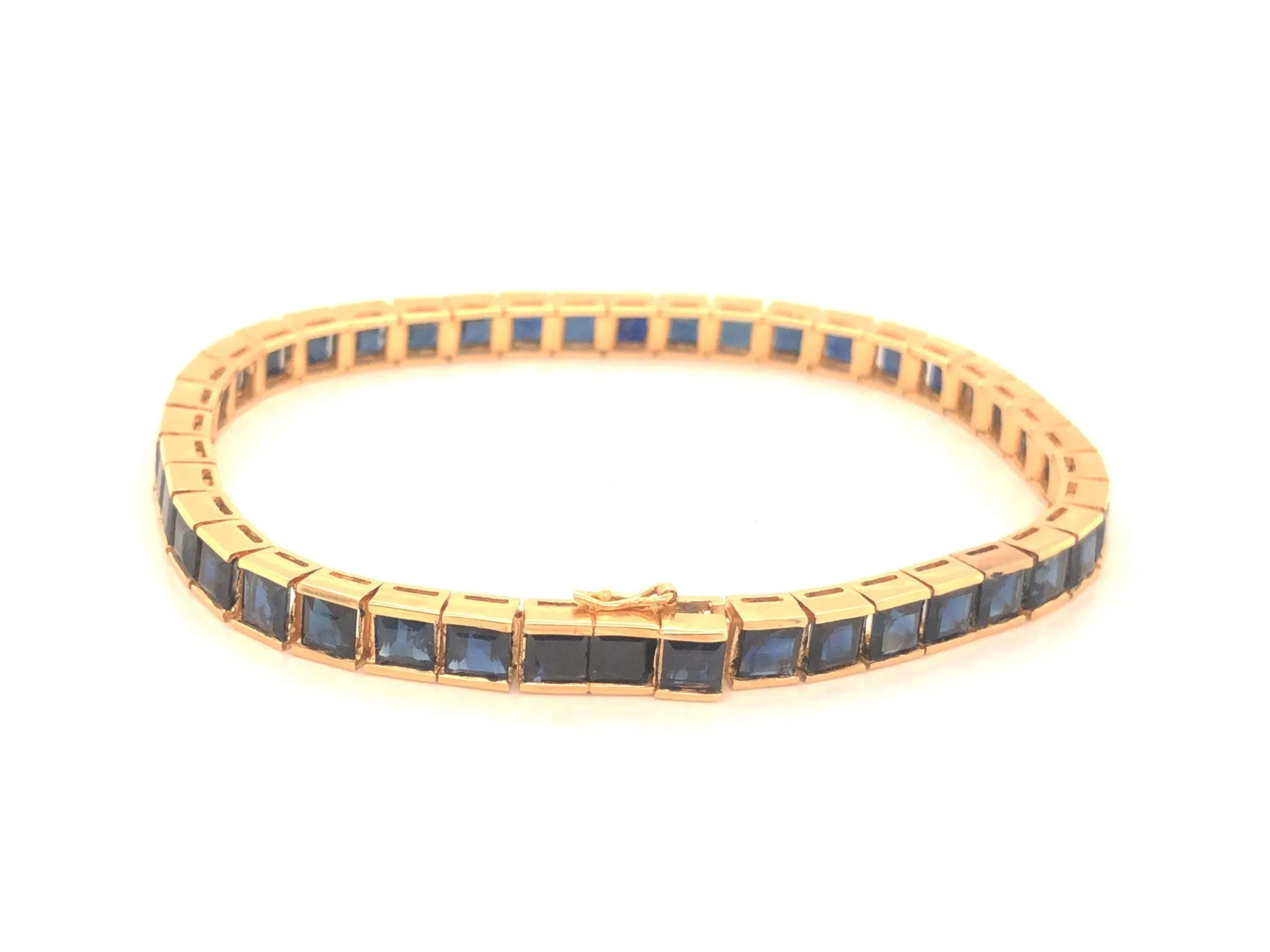 Blue Sapphire Tennis Bracelet in 14k Yellow Gold