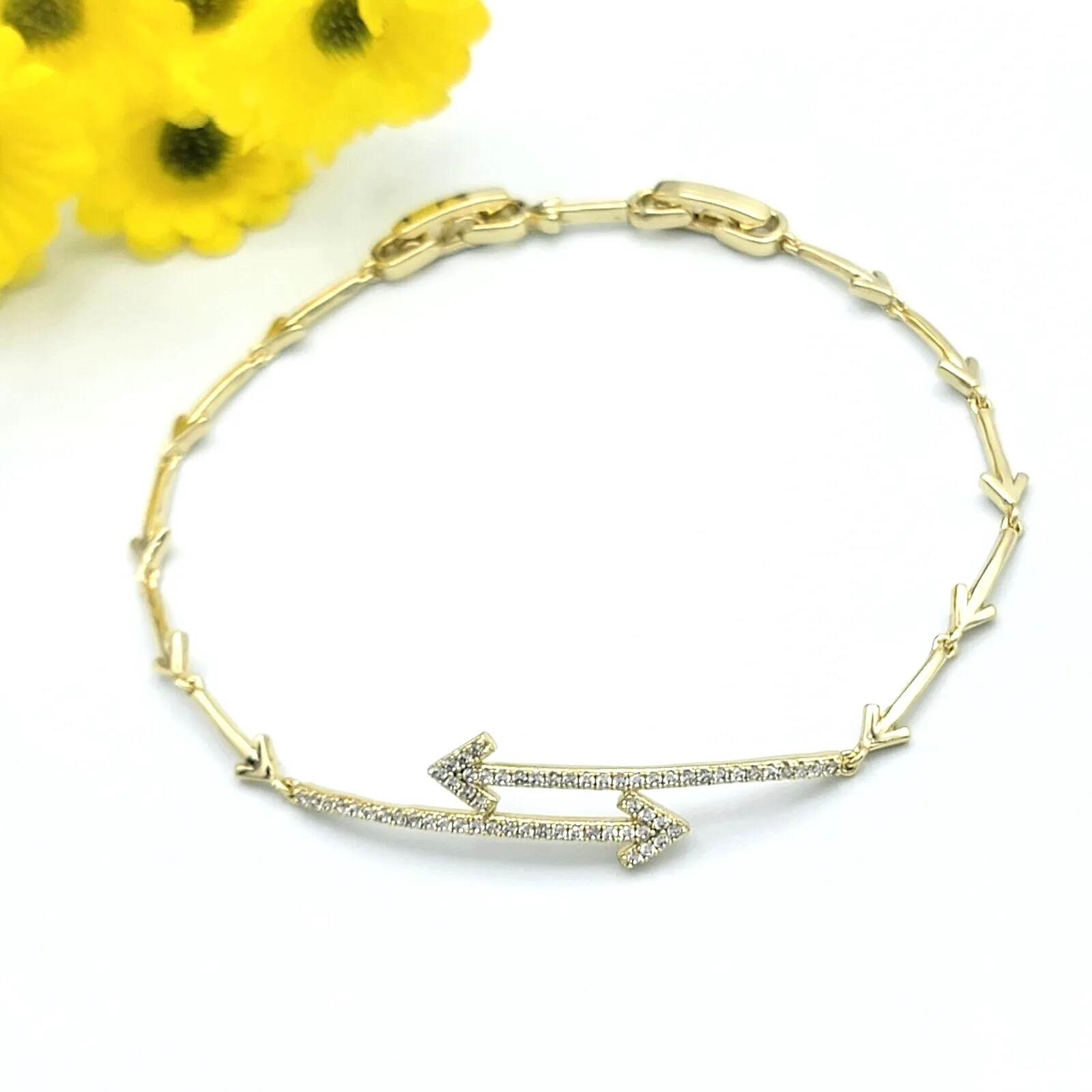 Bracelets - 14K Gold Plated. Arrow Link Bracelet Strength & Protection Symbol