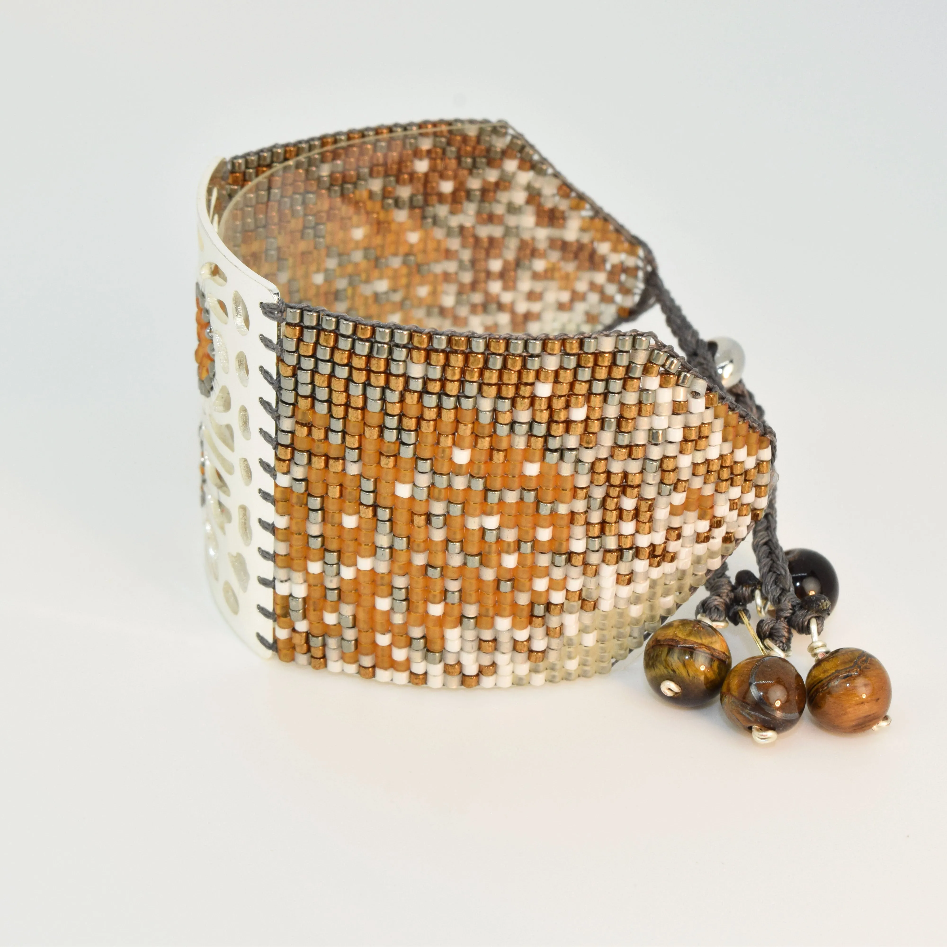 BUTTERFLY BRACELET IN SILVER AND LIGHT BROWN