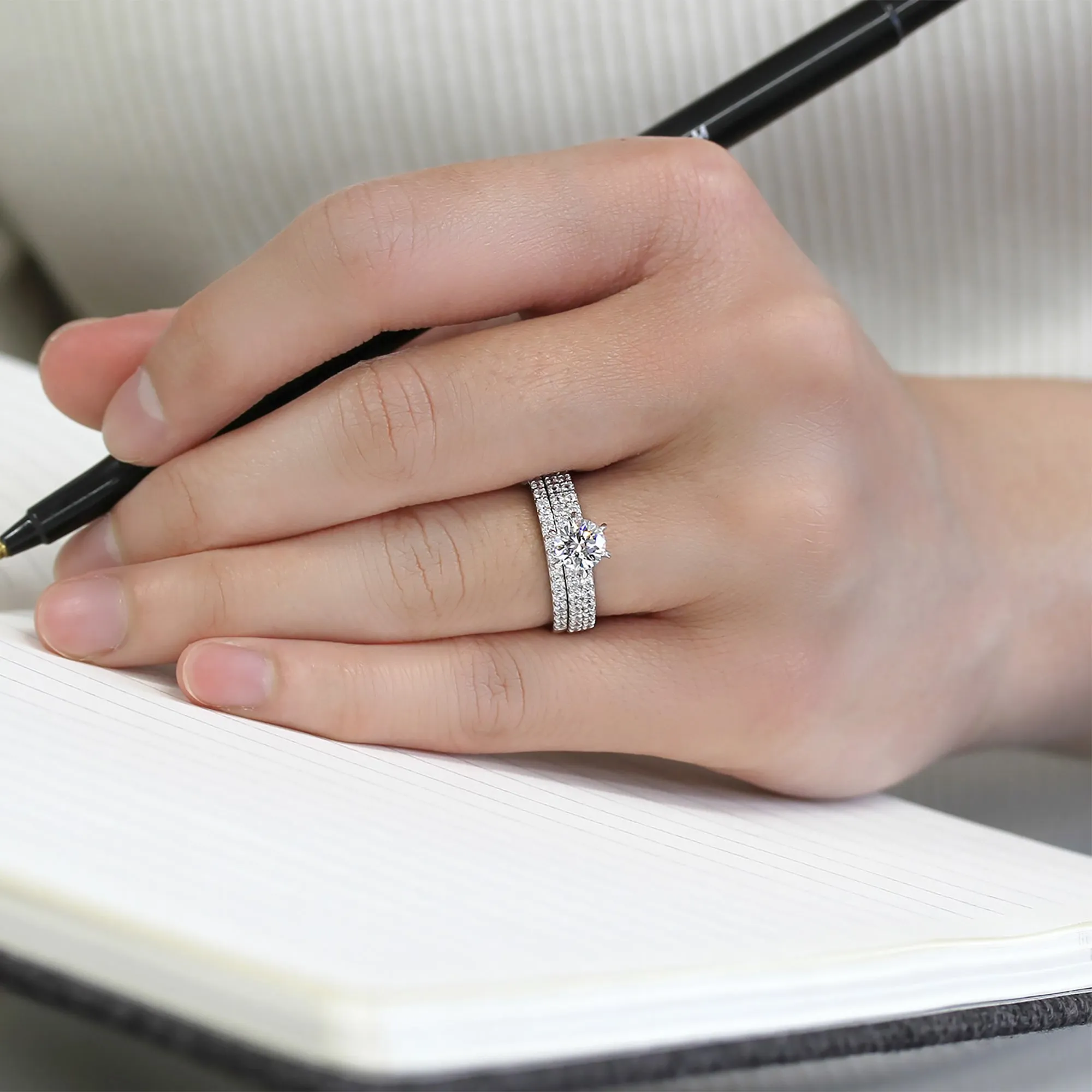 Chic Modern Flat Bridal Ring Set, 1.2 CT
