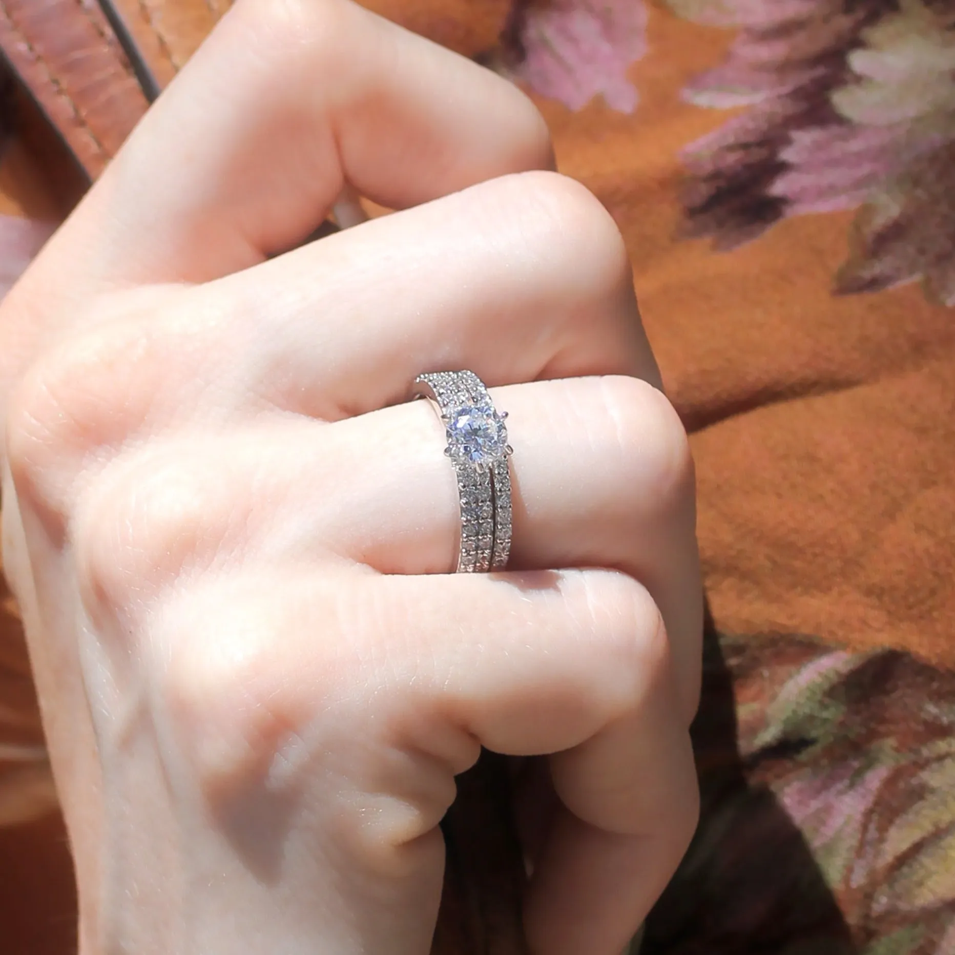 Chic Modern Flat Bridal Ring Set, 1.2 CT