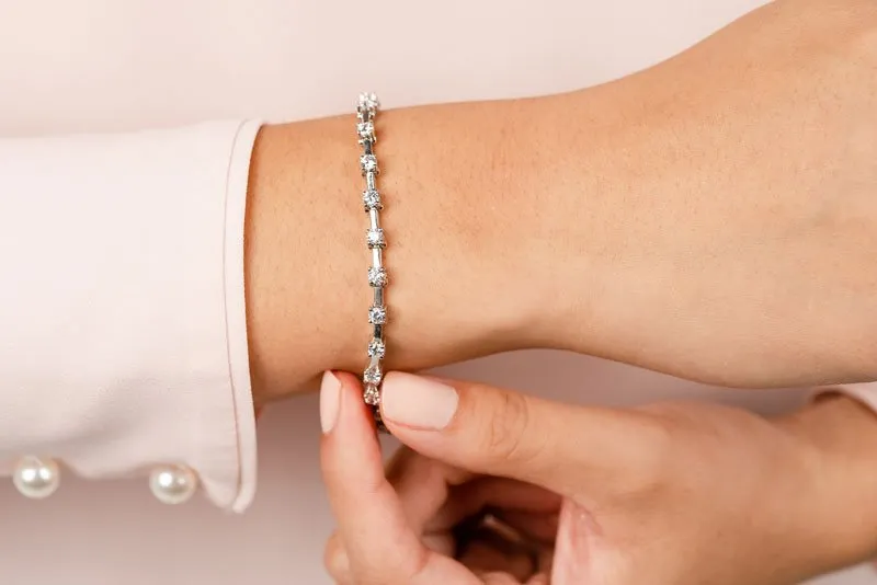 Classic Solid Rectangle Link Lab-Grown Diamond Bracelet with 3.96 ct.(finished) 3.7mm