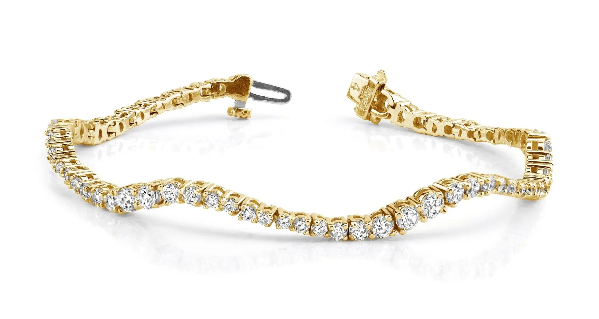 Classic Wave Journey Bracelet In Diamond with 3.07 ct.(finished)
