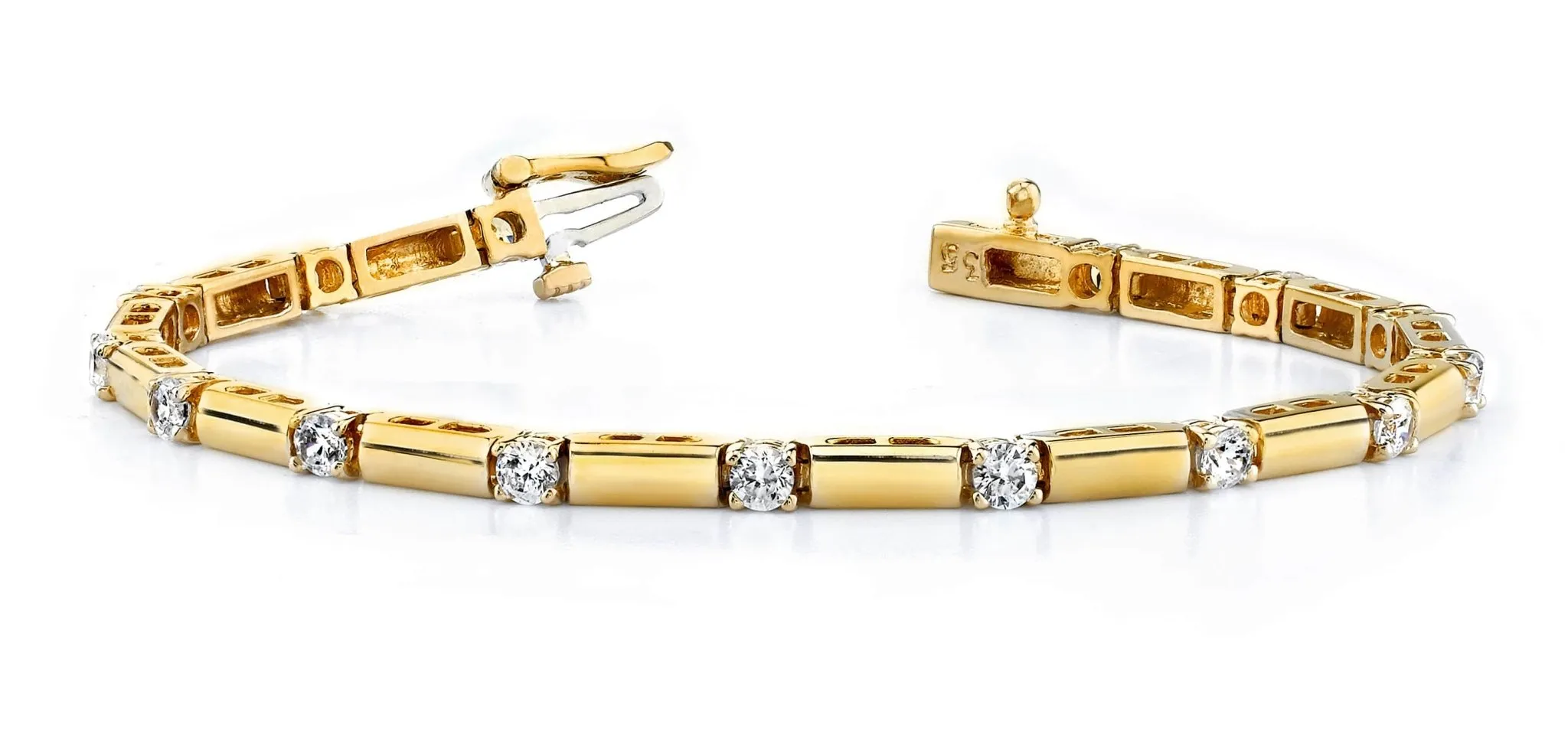Clean Design Diamond And Bar Lab-Grown Diamond Bracelet with 1.53 ct.(finished) 3.0mm