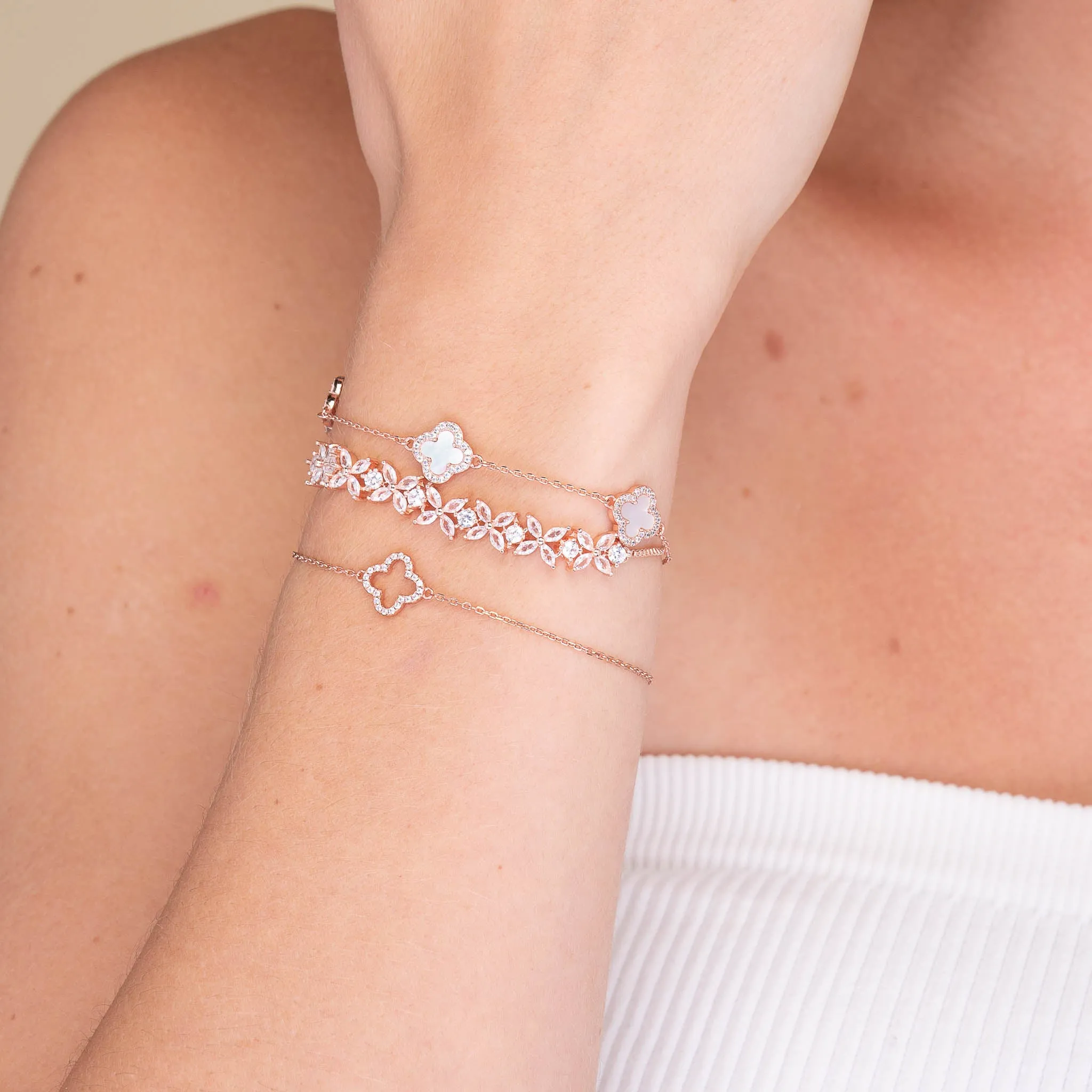 Clover Station MOP Sapphire Bracelet