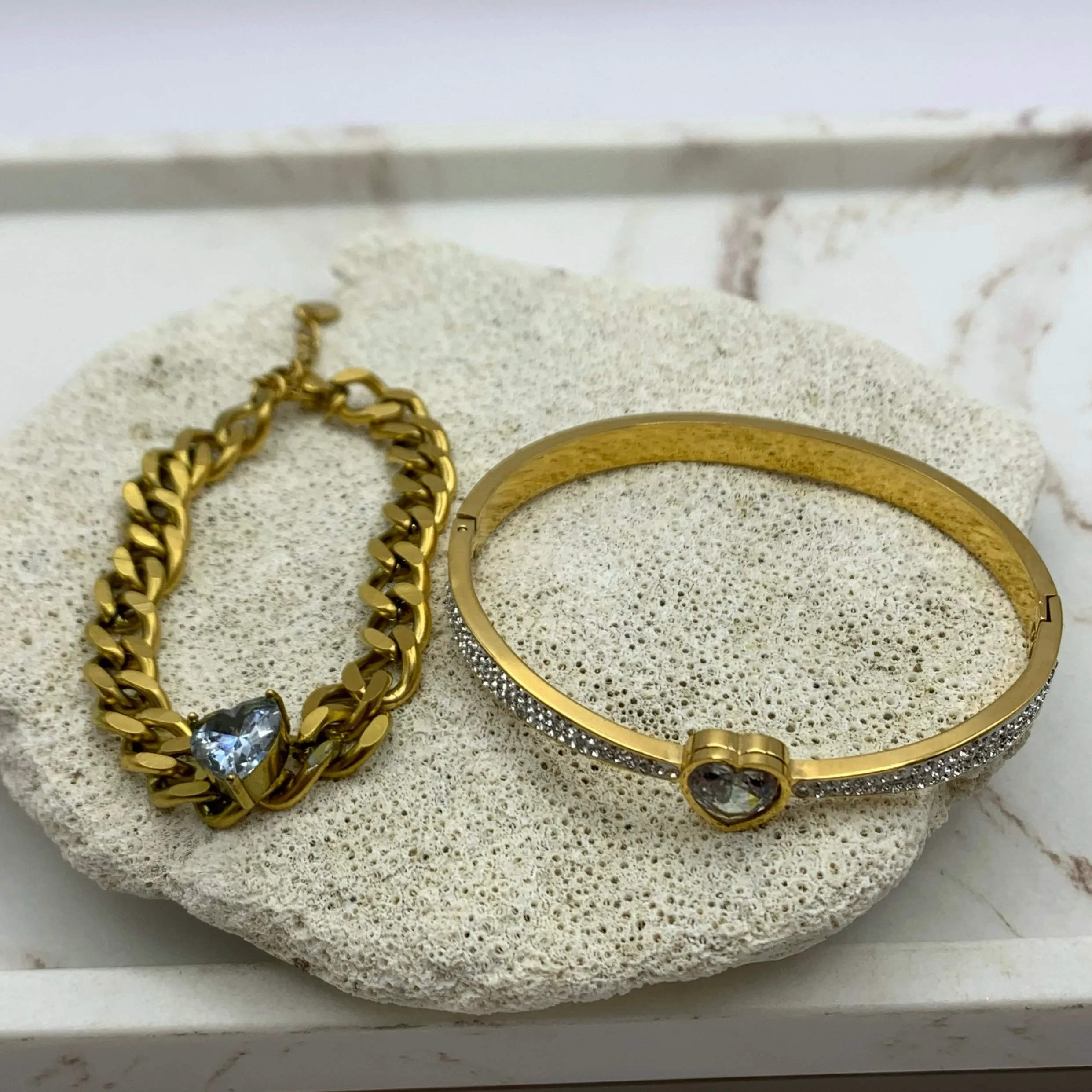 Crystal Heart Pendant Gold Bracelet