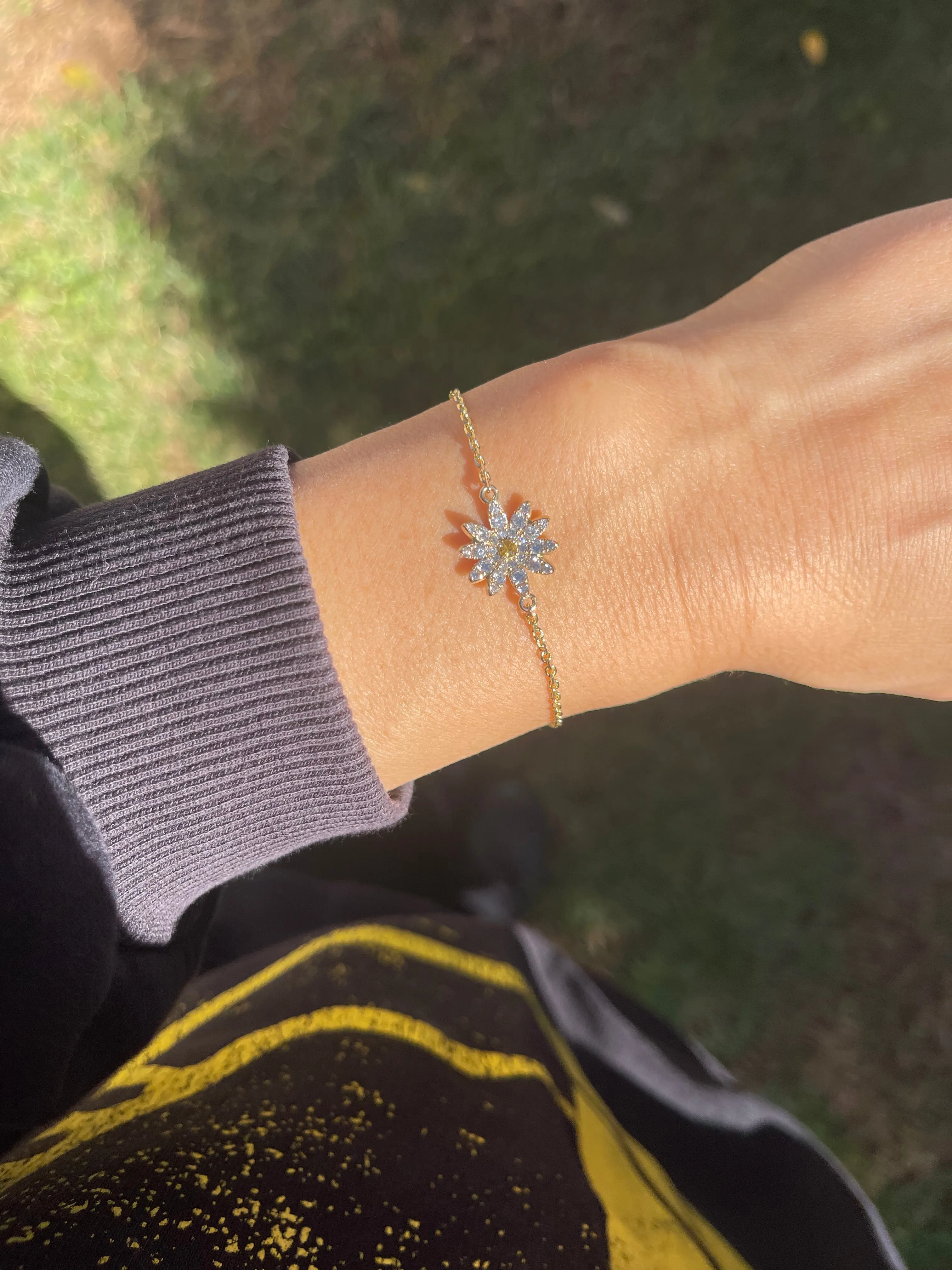 DAISY CHAIN BRACELET