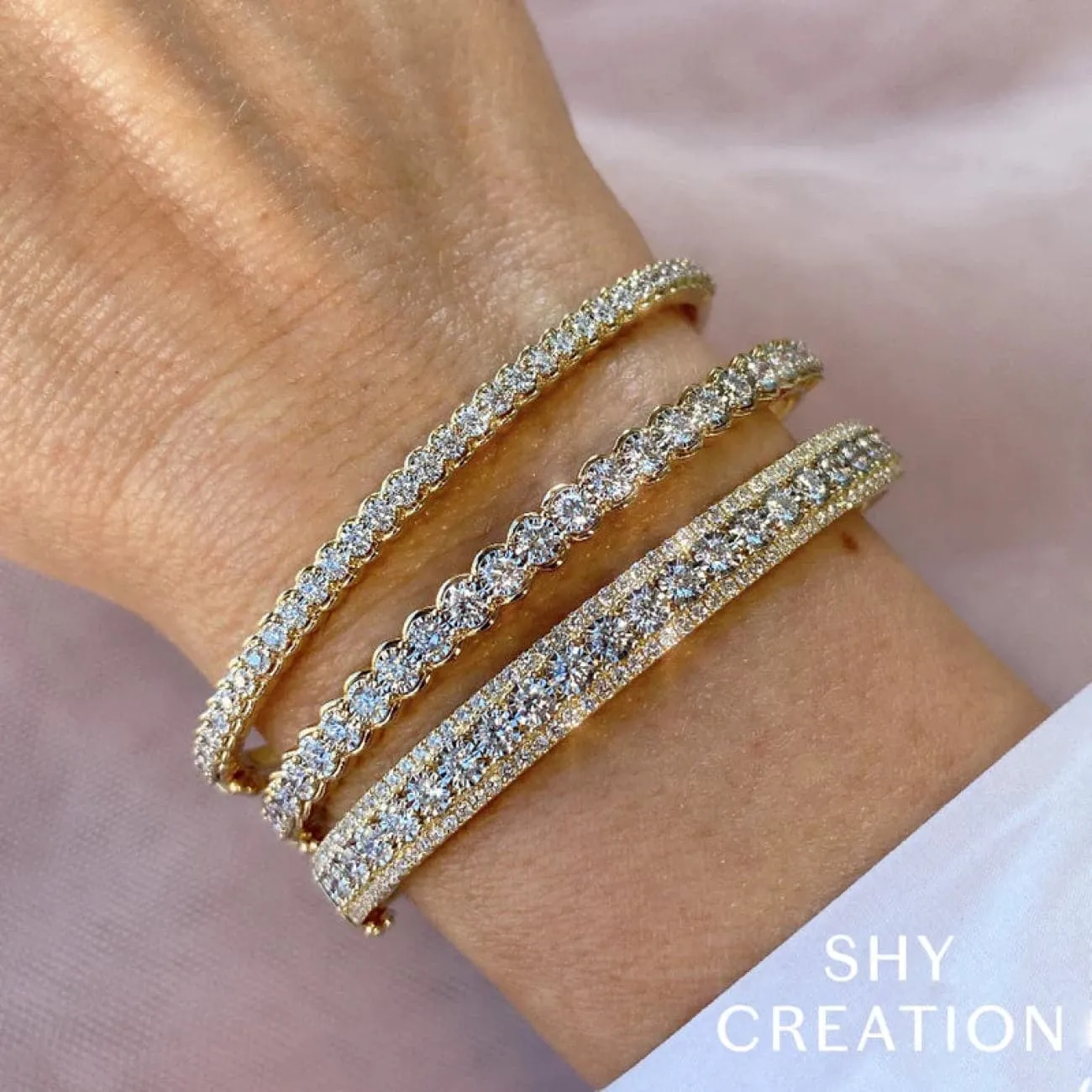 Diamond 14K White Gold 0.65Ct Bangle