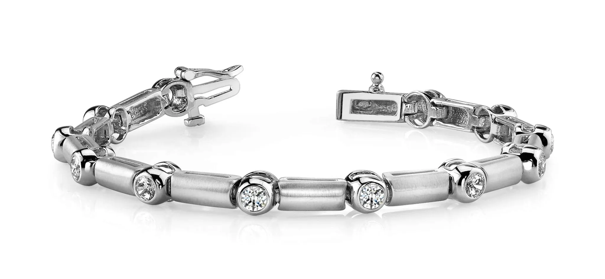 Diamond And Bar Lab-Grown Diamond Bracelet with 1.92 ct.(finished) 3.5mm