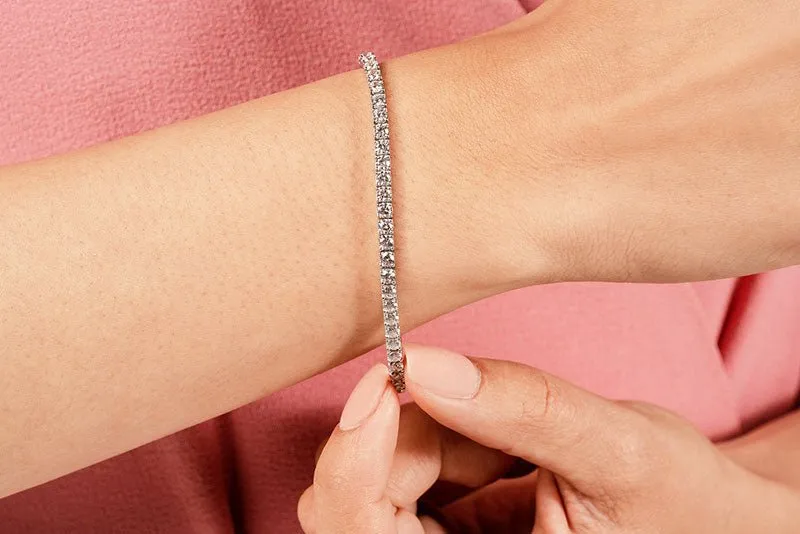 Diamond Dreams Lab-Grown Diamond Tennis Bracelet with 12.21 ct.(finished) 4.4mm