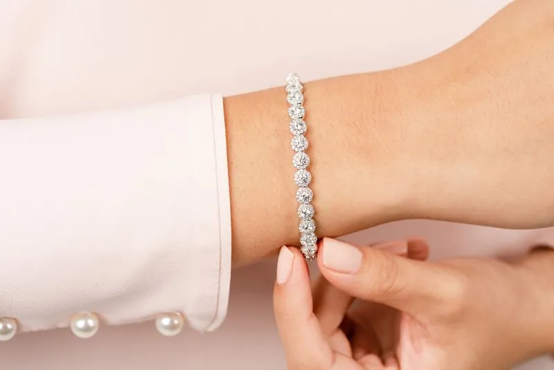 Divinely Dazzling Halo Bangle Lab-Grown Diamond Bracelet with 4.31 ct.(finished) 1.1mm, 4.2mm