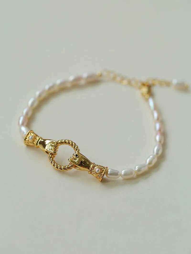 Double-Handed Ring Clasp Pearl Beaded Bracelet