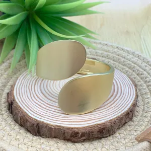 Flat Oval Gold Bracelet