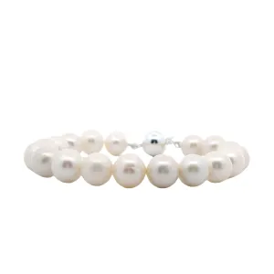 Fresh Water Pearl Bracelet with a Sterling Silver Clasp 19cm