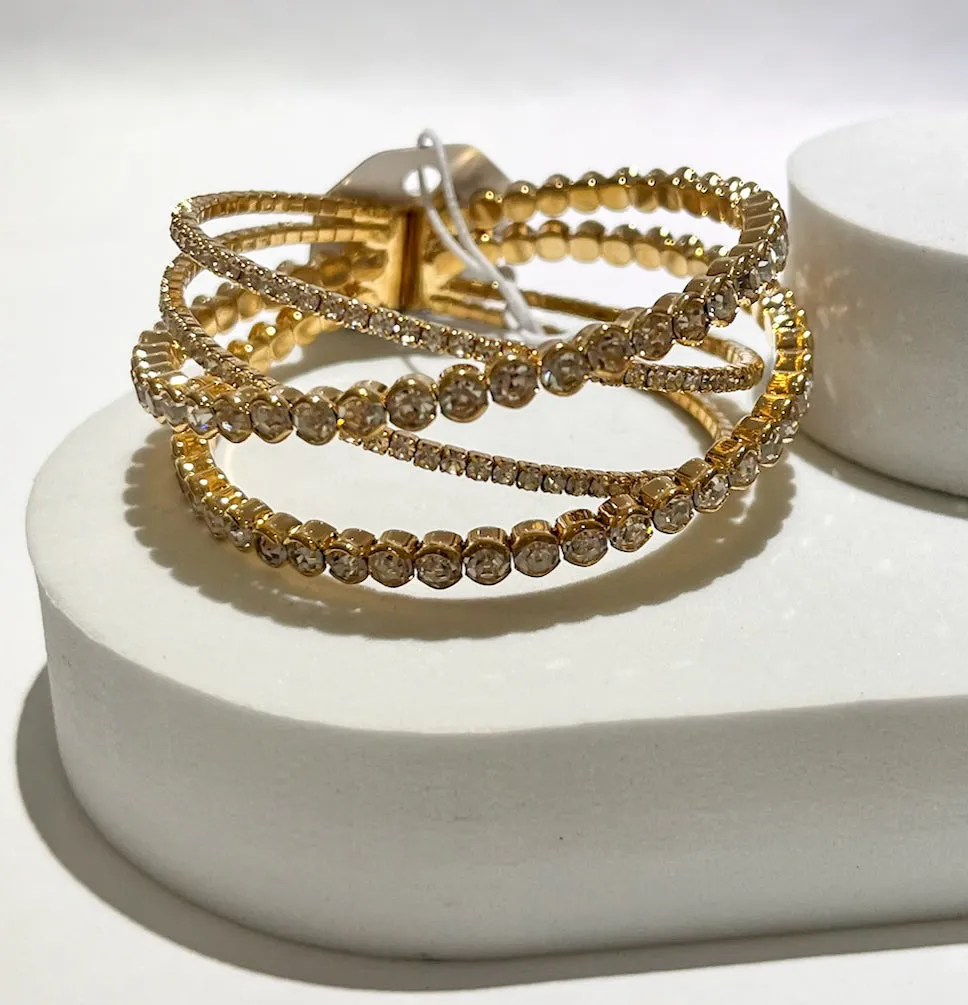 Glittering Poise Rhinestones Gold Bracelet