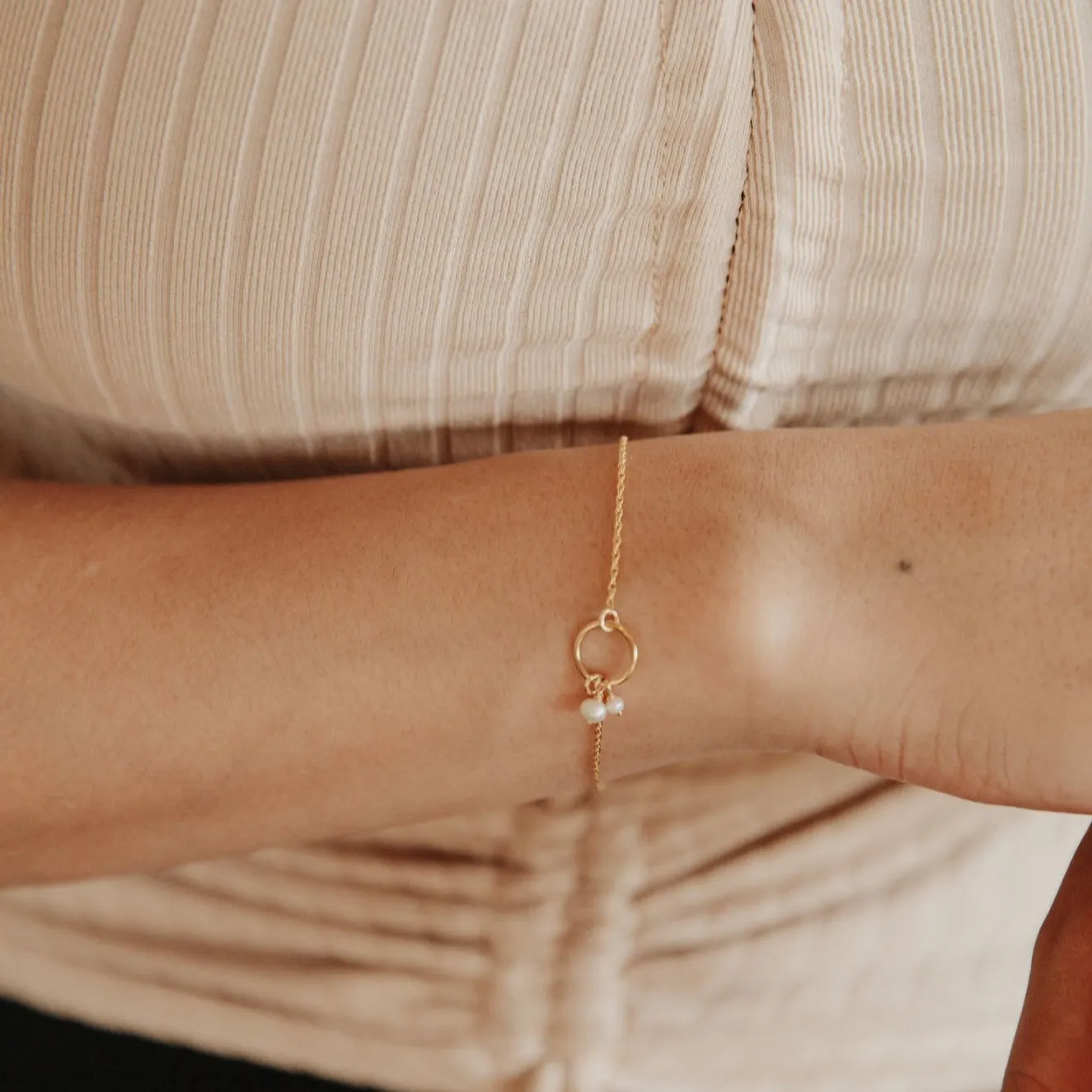 Halo Duo Pearl Bracelet