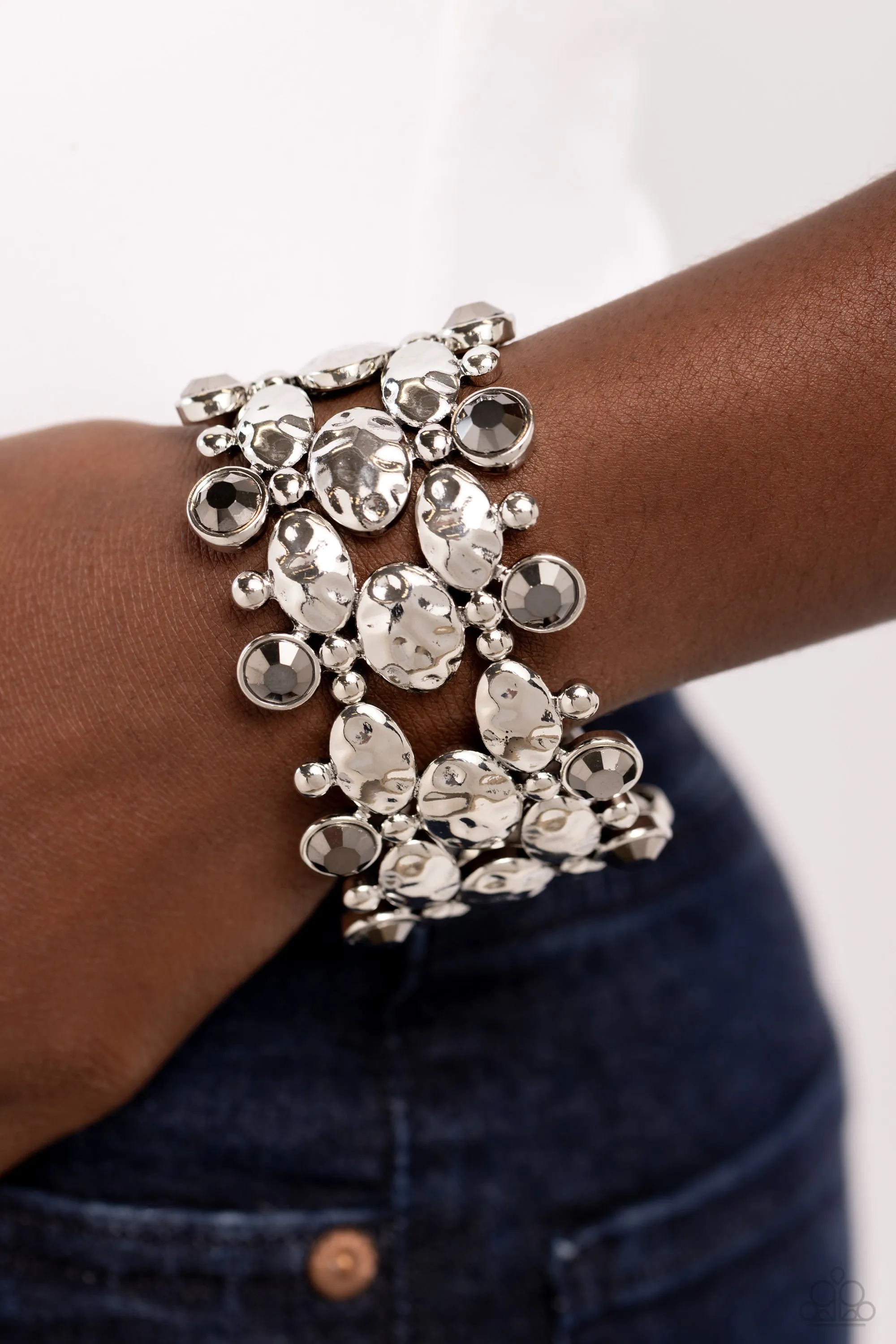 Hammered Headliner - Silver - Hematite Gem Hammered Paparazzi Stretchy Bracelet