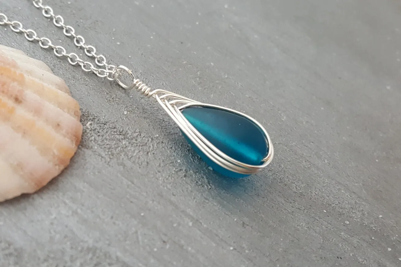 Hawaiian Jewelry Sea Glass Necklace, Braided Teal Necklace Teardrop Necklace, Sea Glass Jewelry For Women Beach Unique Beach Jewelry For Her