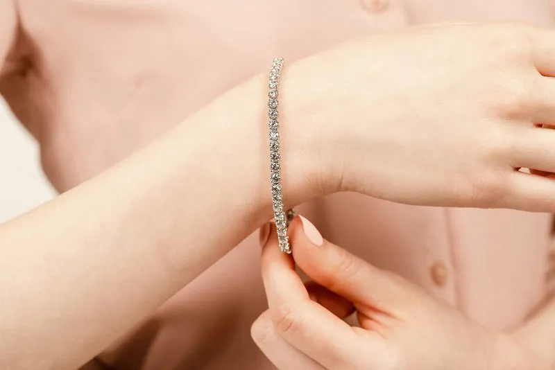 Lotus Flower Lab-Grown Diamond Tennis Bracelet with 2.01 ct.(finished) 2mm