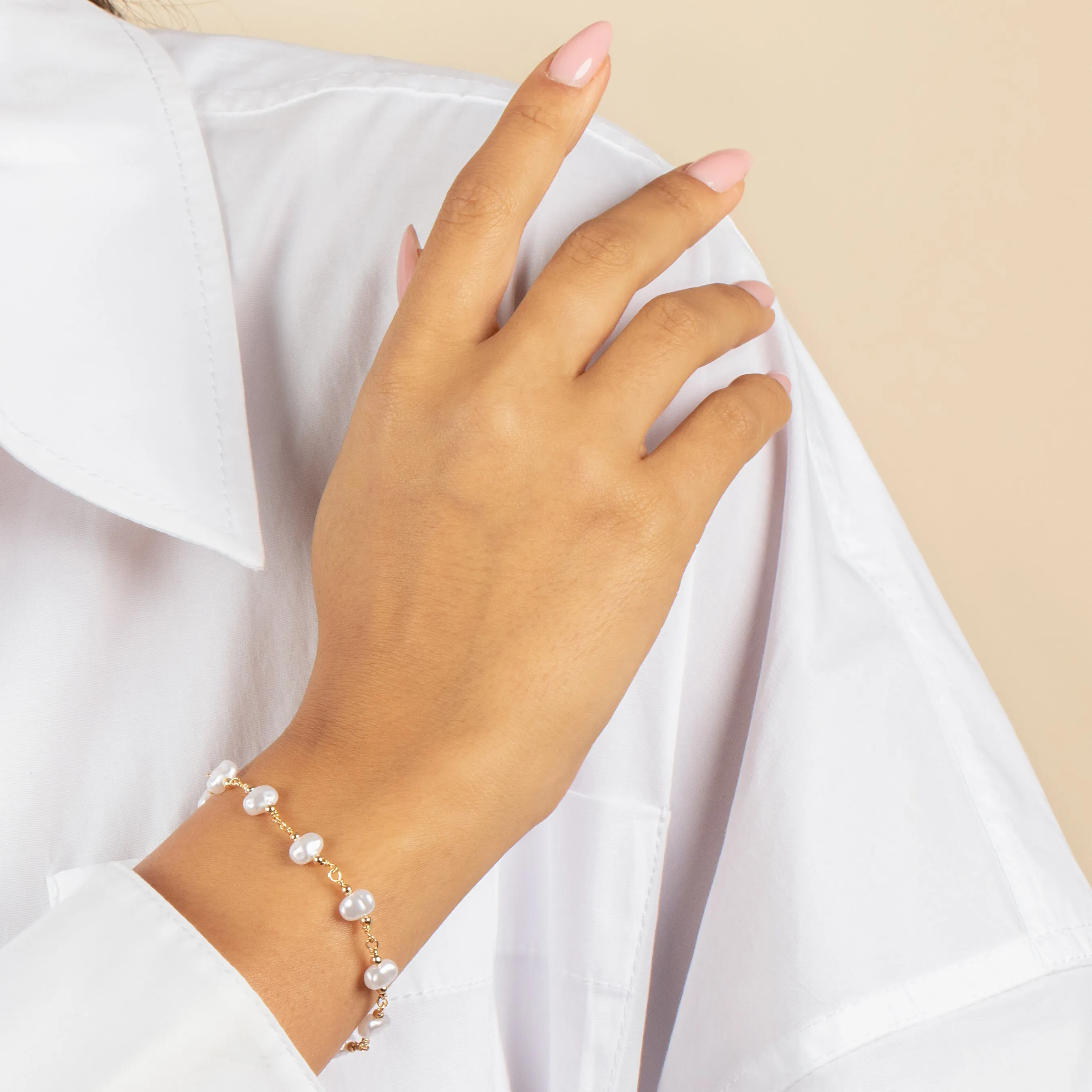 Multi Pearl Beaded Chain Bracelet