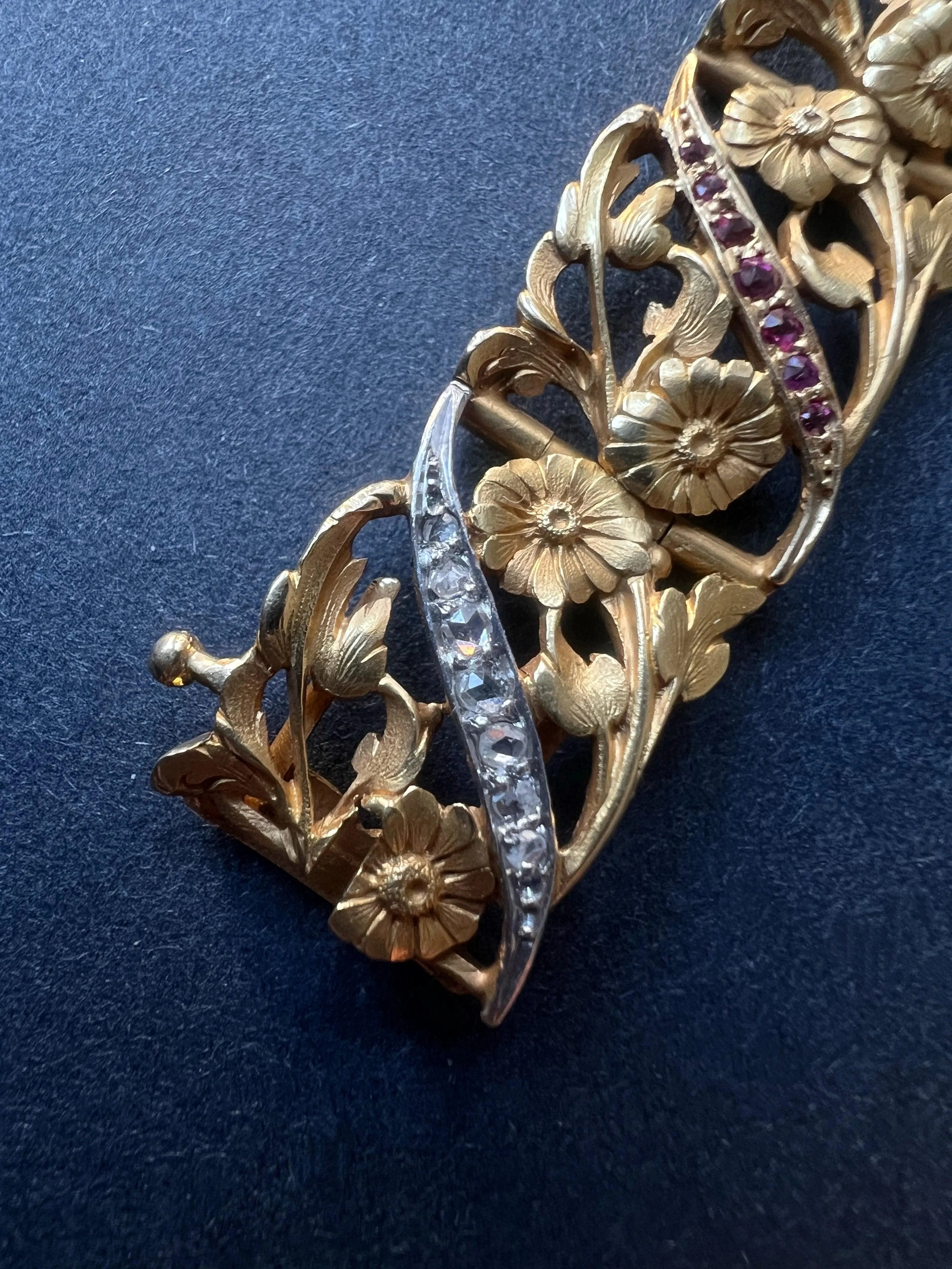 Museum quality French Art Nouveau 18K gold diamond ruby flower bracelet