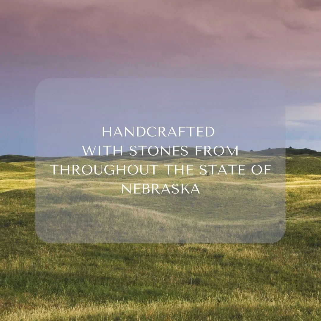 Nebraska Stones   Ruby in Zoisite