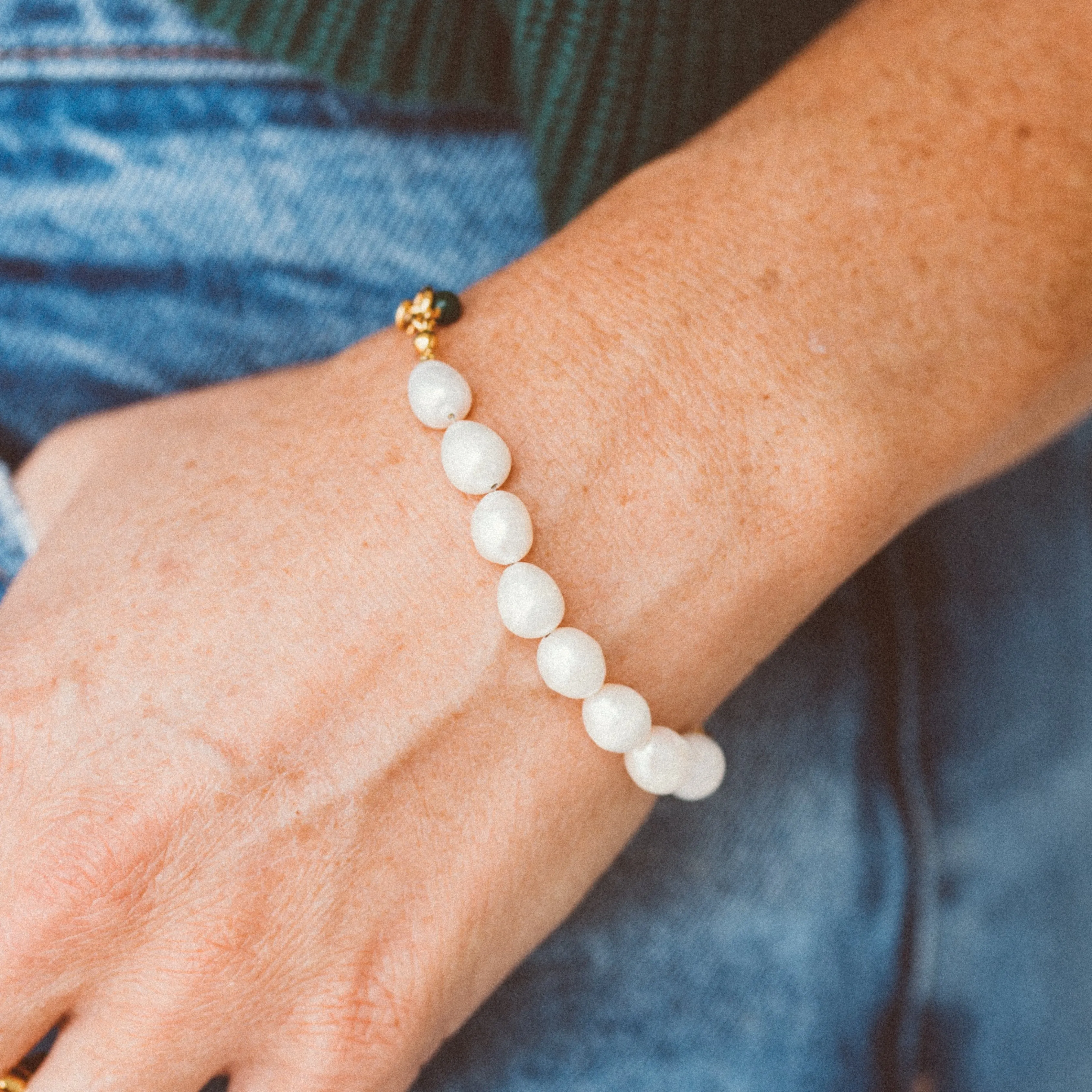 Pearl and Chain Bracelet