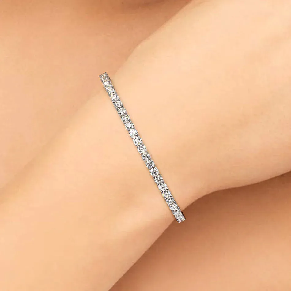 "U Chaton" Classic Brilliant cut Diamonds Bracelet