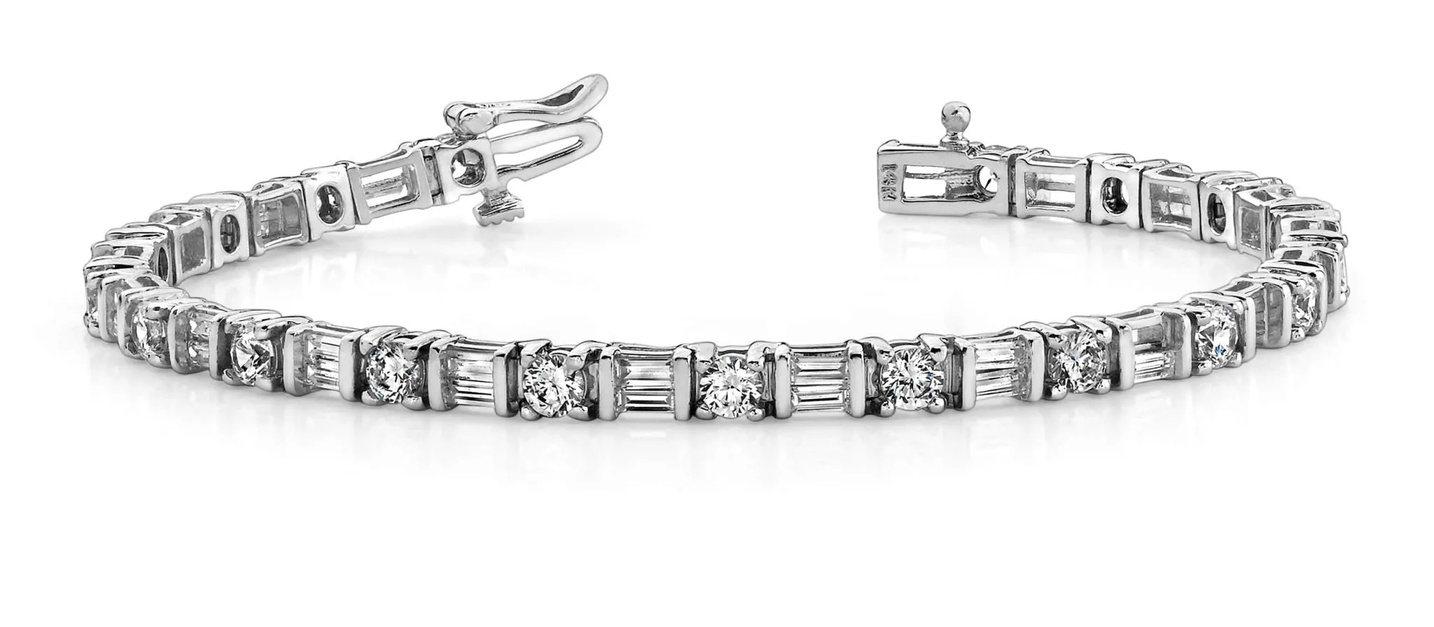 Round And Baguette Diamond Bracelet with 9.54 ct.(finished) 4x2mm, 4mm