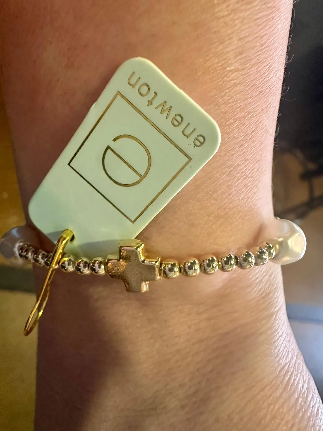Signature Cross Admired Pearl Pattern 3MM Bead Bracelet-Gold