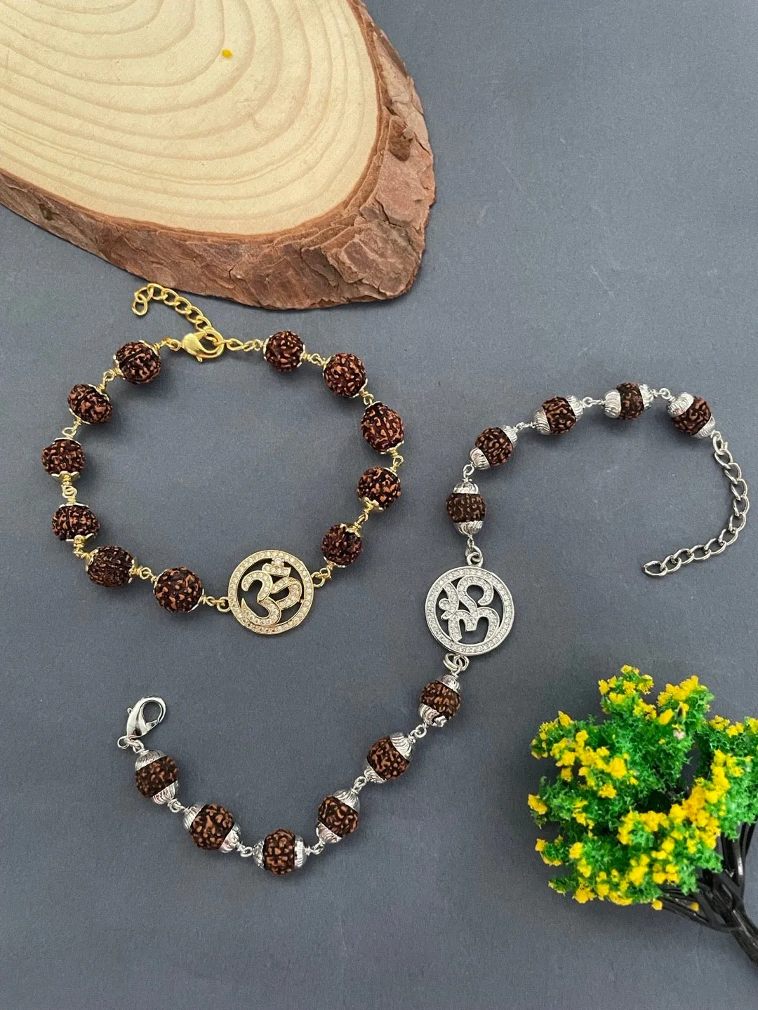 Silver AD Round OM Pendant Mens Rudraksha Bracelet