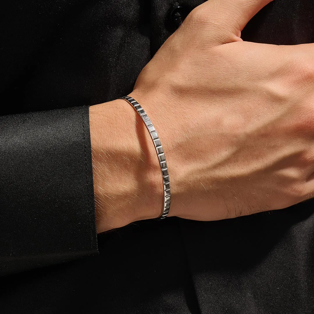 Square Cuff in Silver