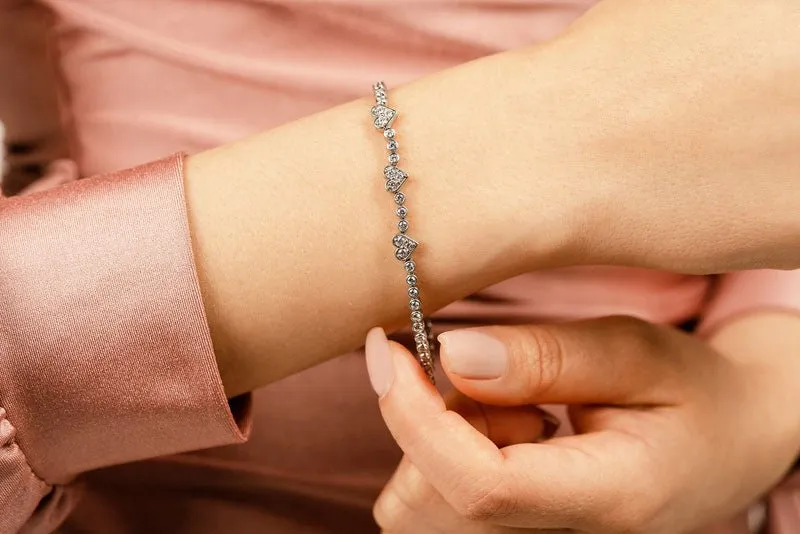 Three Hearts Of Love Diamond Bracelet with 2.11 ct.(finished) 2mm