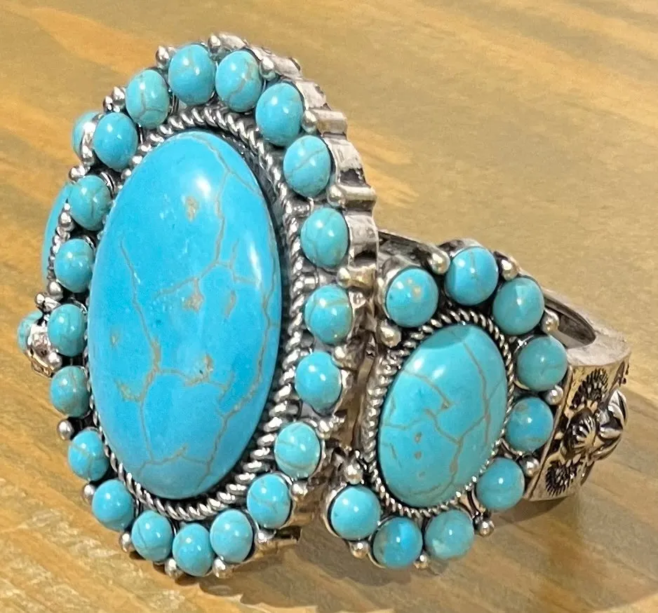 Triple Turquoise Oval Concho Stretch Bracelet